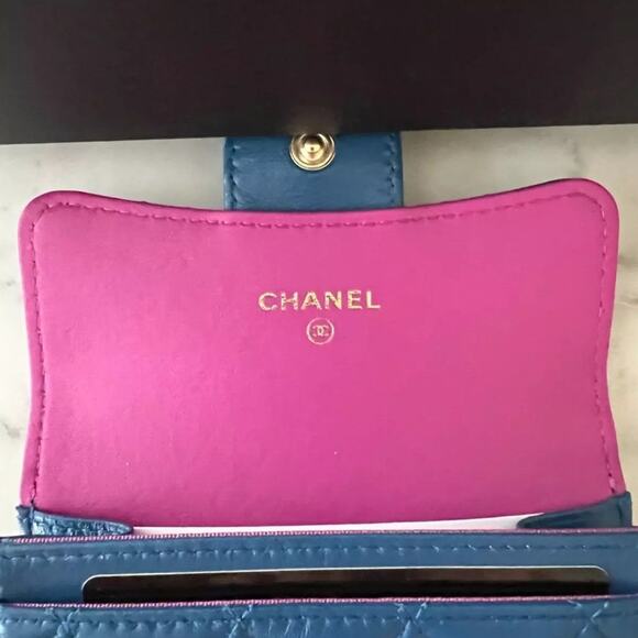 Chanel Leather Quilted Card Holder Wallet Blue teal w/box + reciept - Picture 3 of 9